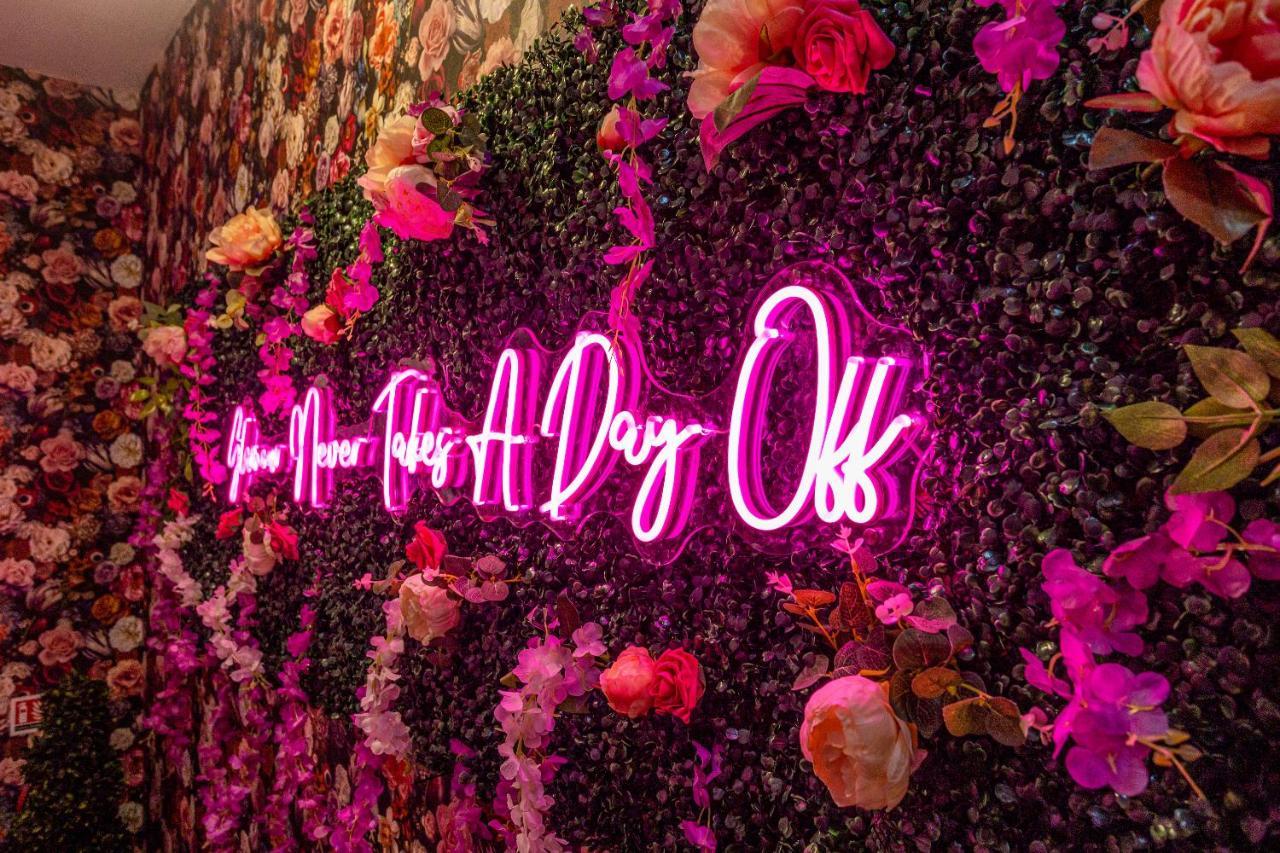 Charles Alexander Short Stay - Botanical House クリーブリーズ エクステリア 写真